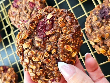 Biscuits protéinés framboises & chocolat!