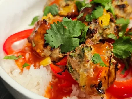 Boulettes de Poulet à l'Ananas, Coriandre et Sauce Sweet Chili Thaï🌶🍍