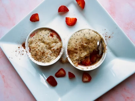 Muffin aux fraises en tasse